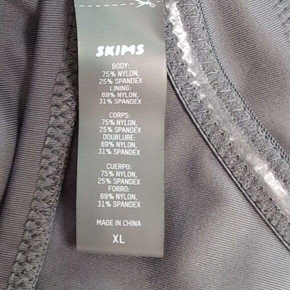SKIMS Shaping Swim Unlined Underwire Bikini Top Gunmetal Sz XL - Picture 6 of 7